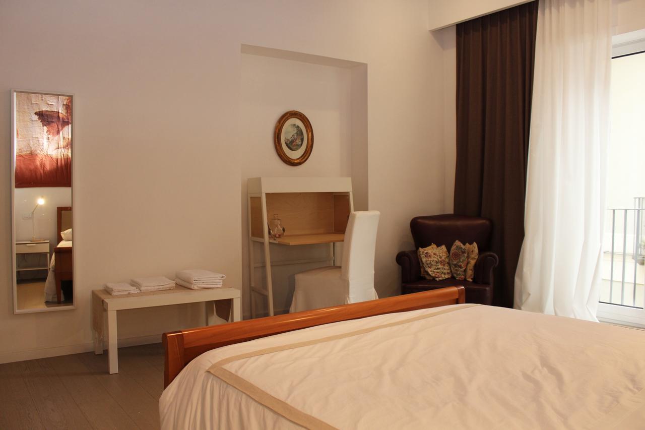 B&B Katerine ซาแลร์โน ภายนอก รูปภาพ